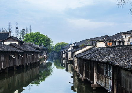 烏鎮(zhèn)在哪個(gè)城市(烏鎮(zhèn)在哪個(gè)城市上海)