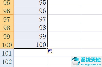 excel表格里怎么一鍵填寫1到100(excel表格里怎么拉出1至100)